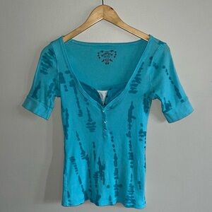Energie Blue Fitted Buttoned Short Sleeve Tee